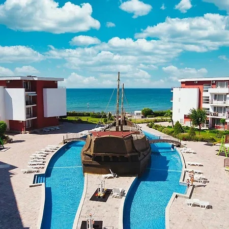 Beachfront 2 Bedroom In Privilege Noks *