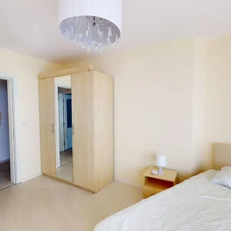Beachfront 2 Bedroom In Privilege Noks Apartment Elenite